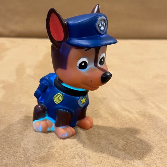 Paw Patrol Nightlight Chase Changes Light Color Bedtime Toy - Picture 8 of 11